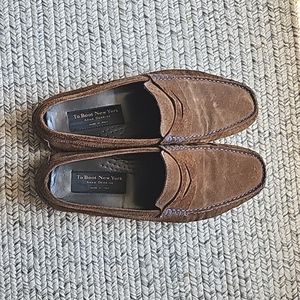 To Boot Drivers with blue stitching